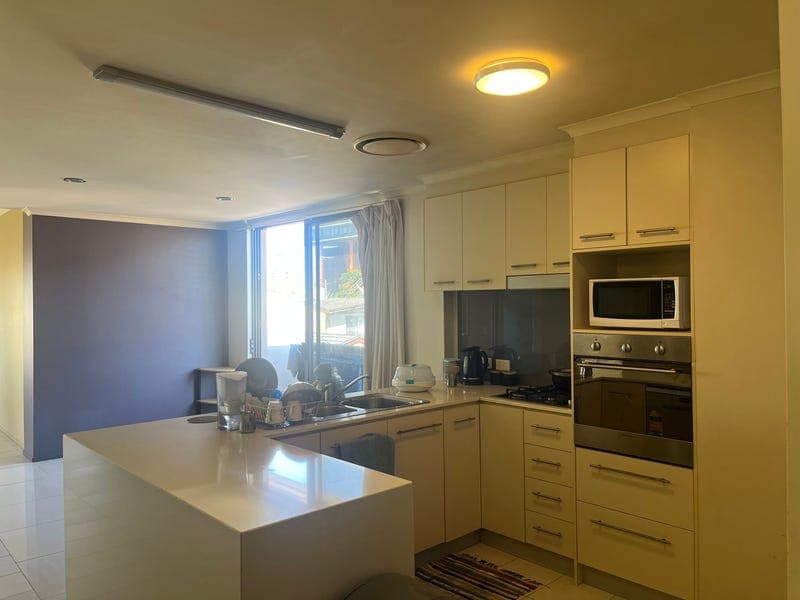 10/20 Lawson Street, Southport — photo 1 of 5