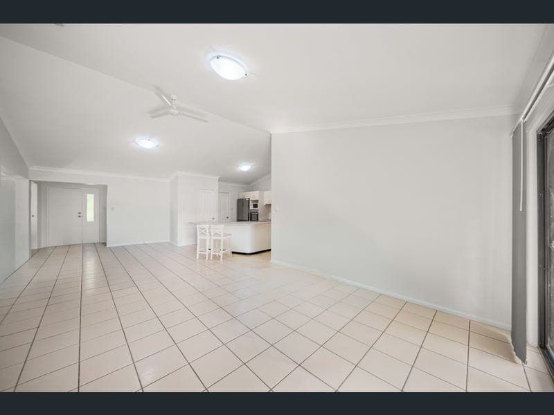 7 Mount Tamborine Avenue, Algester — photo 1 of 5