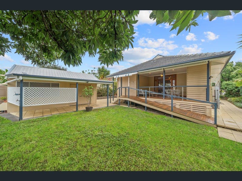 63 Corrie Street, Chermside — photo 1 of 5