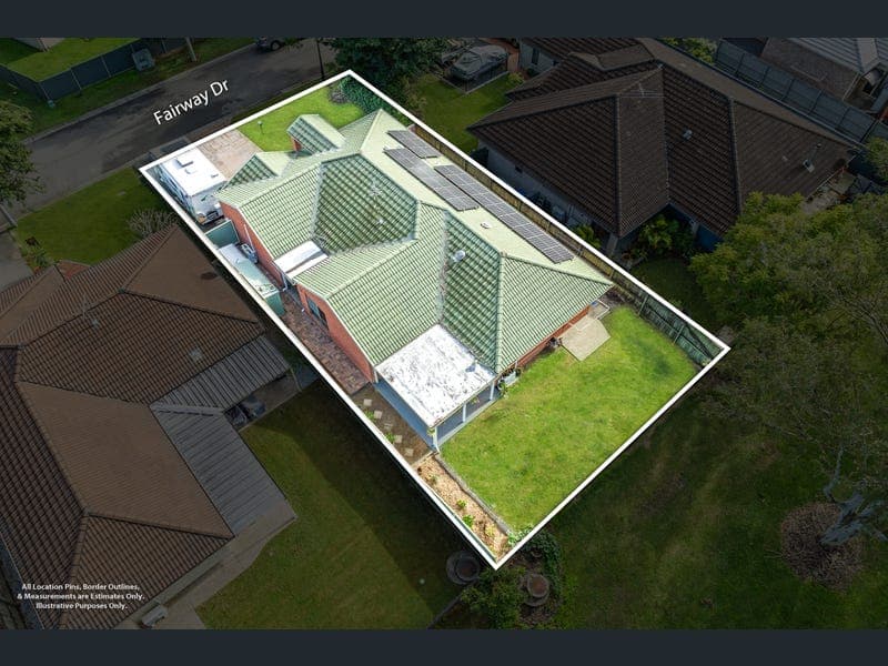 29 Fairway Drive, Meadowbrook — photo 1 of 5