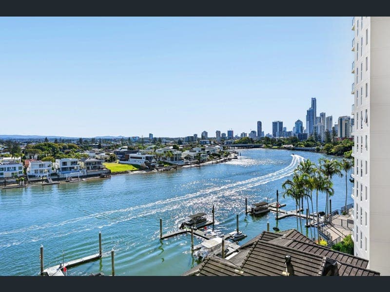 26/2890 Gold Coast Highway, Surfers Paradise — photo 1 of 5