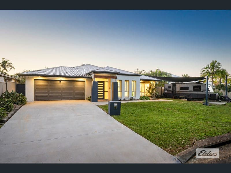 11 Denham Boulevard, Redland Bay — photo 1 of 5