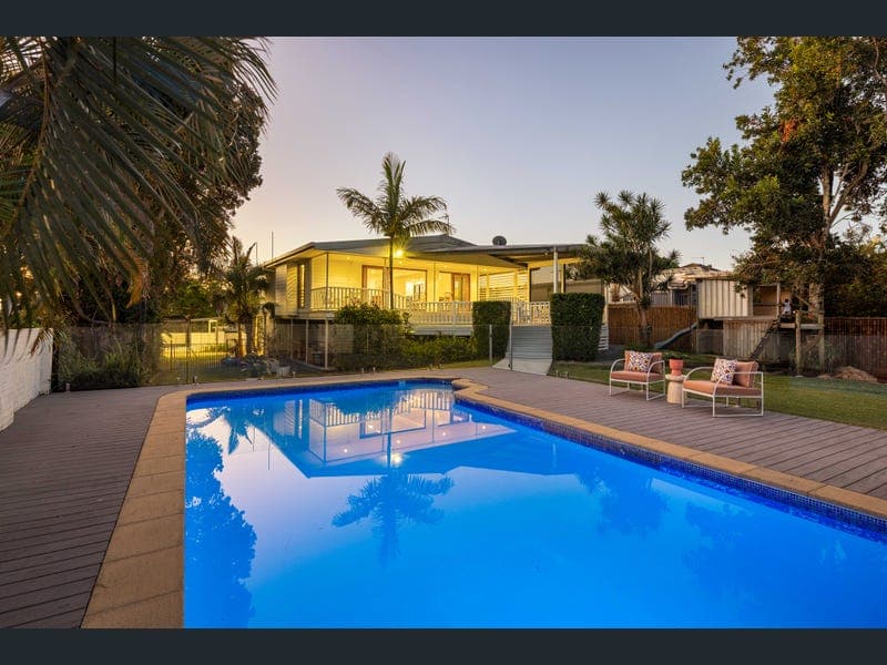 66 Skyline Terrace, Burleigh Heads — photo 1 of 5