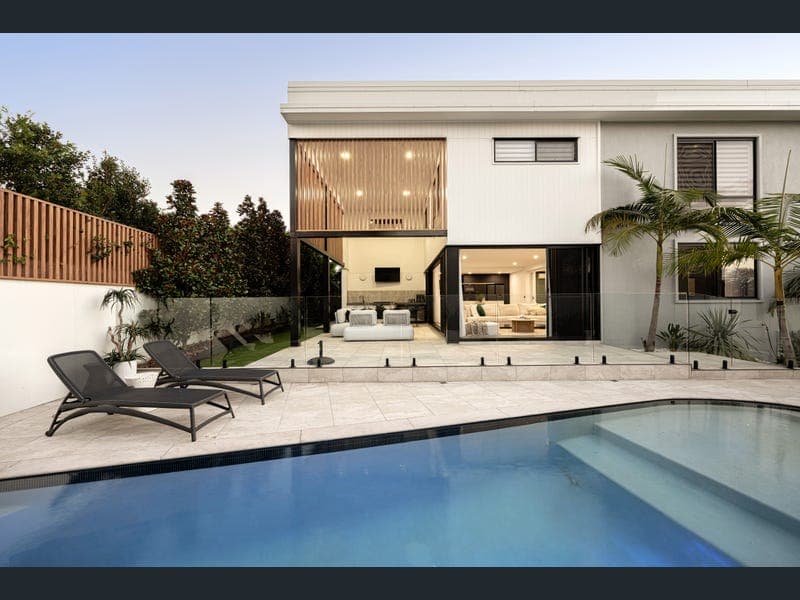 12 Blackfriars Close, Coolum Beach — photo 1 of 5