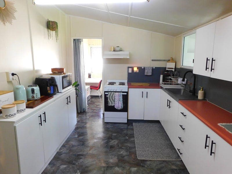 27 Watson Street, Charleville — photo 1 of 5