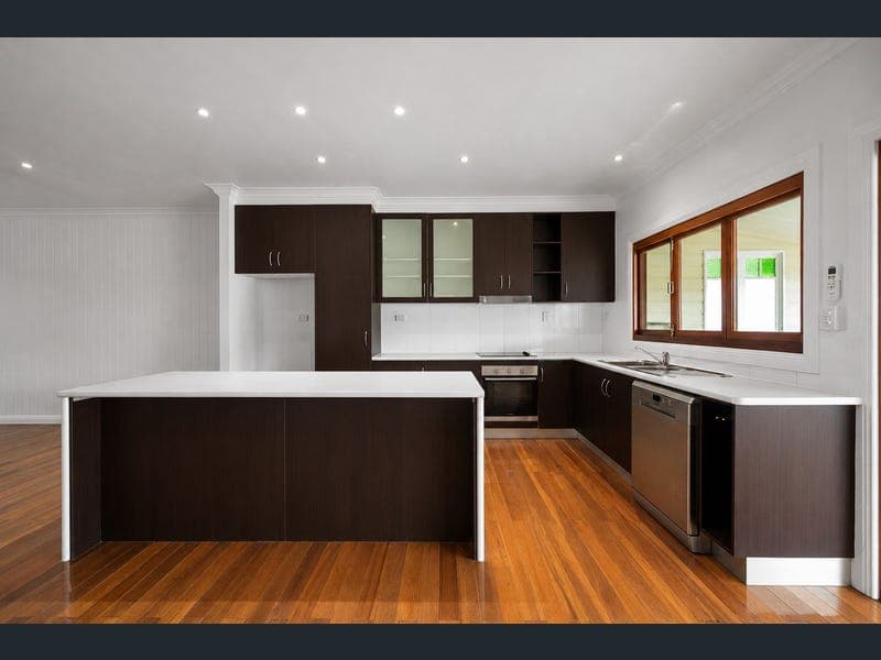 2/12 Kenilworth Avenue, Hyde Park — photo 1 of 5