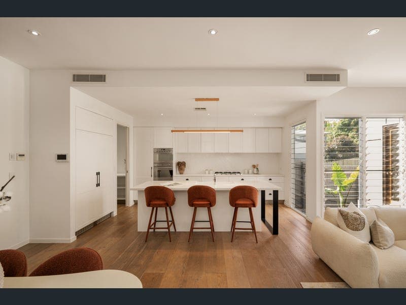 31 Alma Street, Paddington — photo 1 of 5
