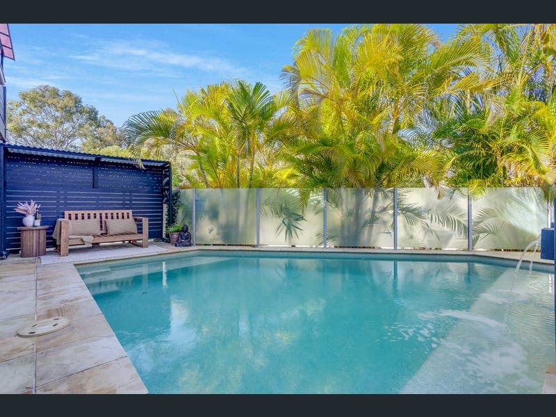 29 Kennedia Court, North Lakes — photo 1 of 5