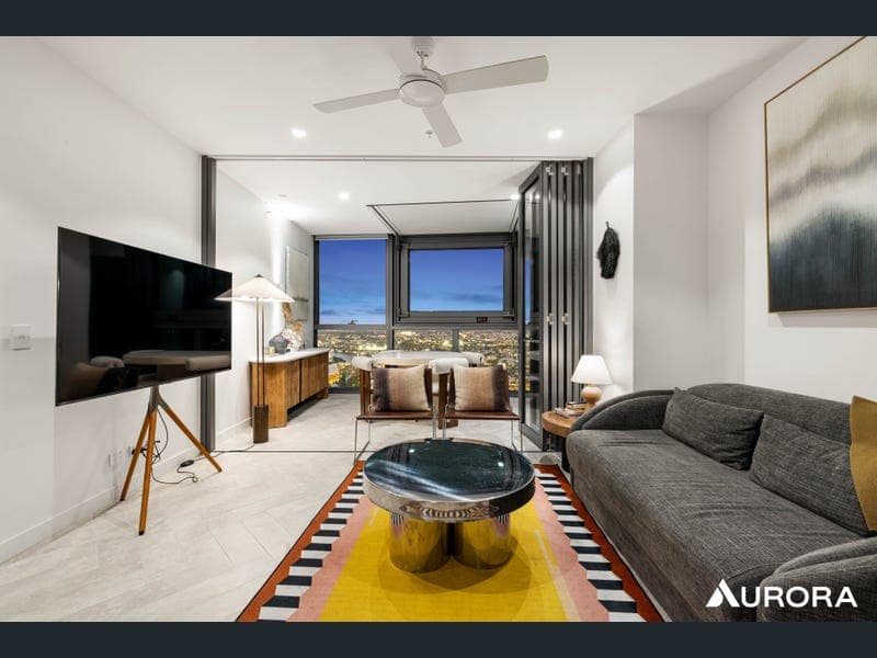 4701/8 Margaret Street, Brisbane City — photo 1 of 5