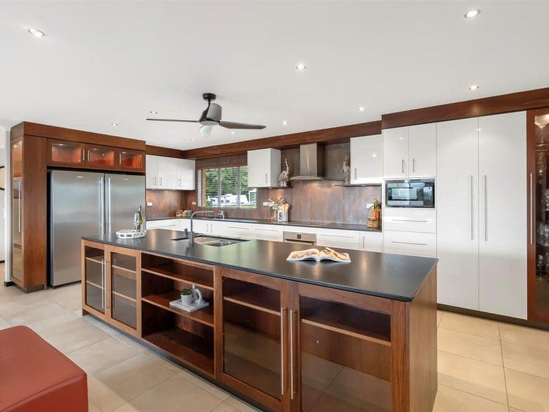 69 Sydney Street, Bayview Heights — photo 1 of 5