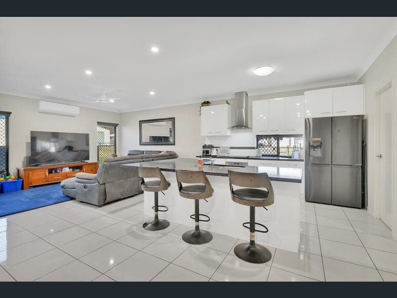 3 Hughes Court, Aratula — photo 1 of 5
