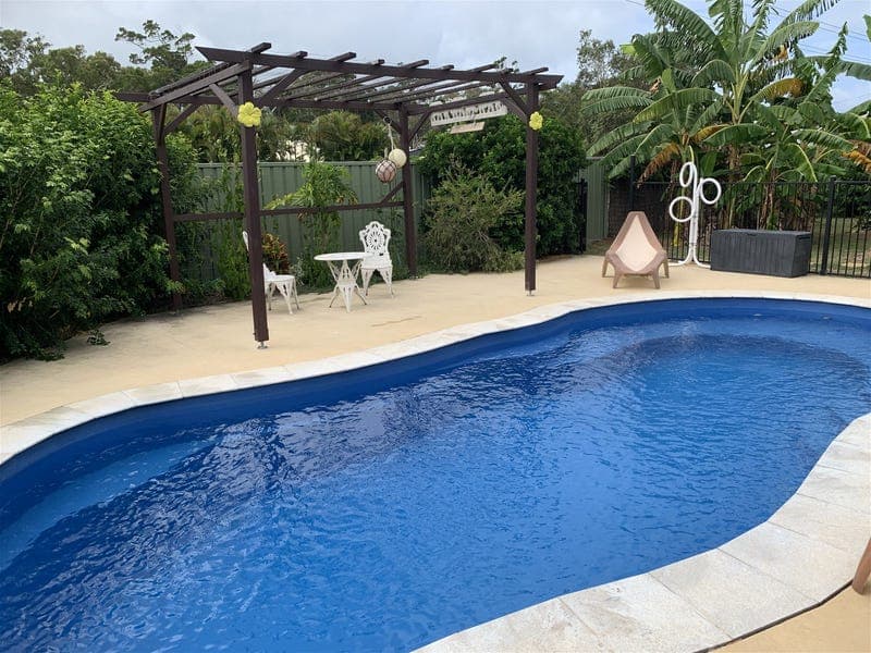 24 Pepperina Court Crn 4th Ave, Woodgate — photo 1 of 5