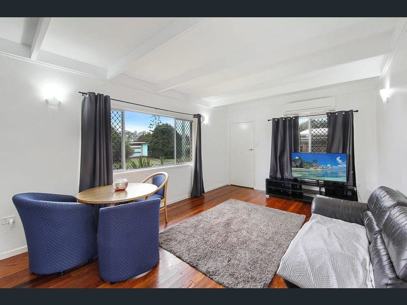 7 Easton Street, Maroochydore — photo 1 of 5
