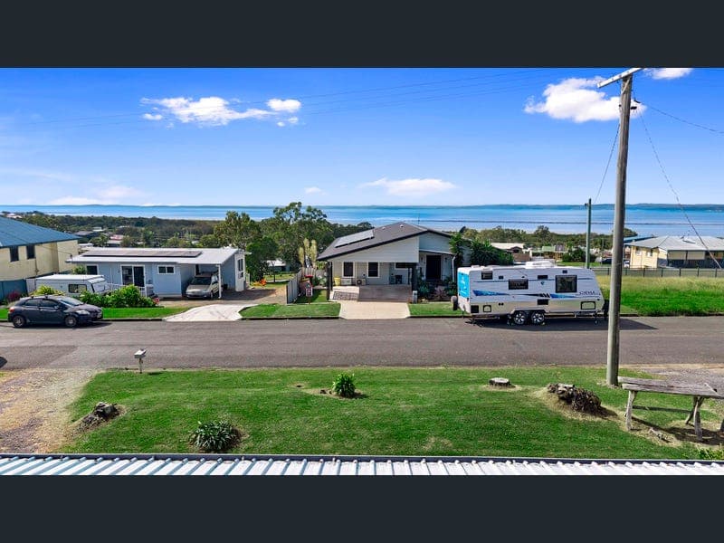 29 Curlew Terrace, River Heads — photo 1 of 5