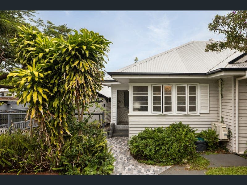 57 Aubigny Street, Annerley — photo 1 of 5