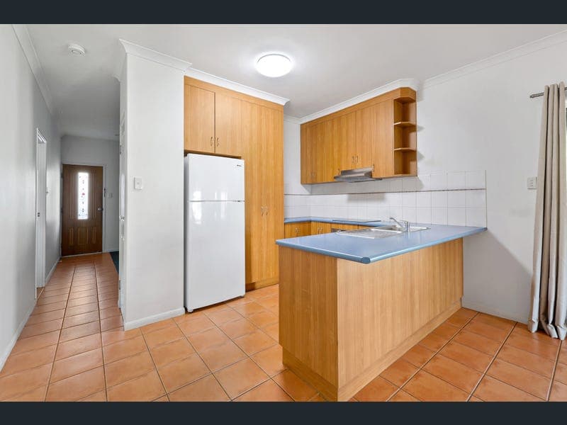 54 Amhurst Street, Slade Point — photo 1 of 5