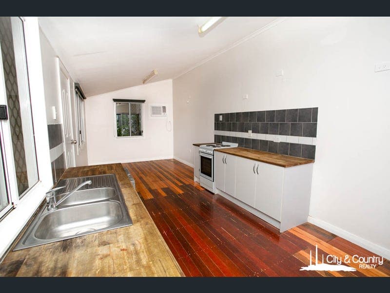 4 Harban Street, Mount Isa — photo 1 of 5