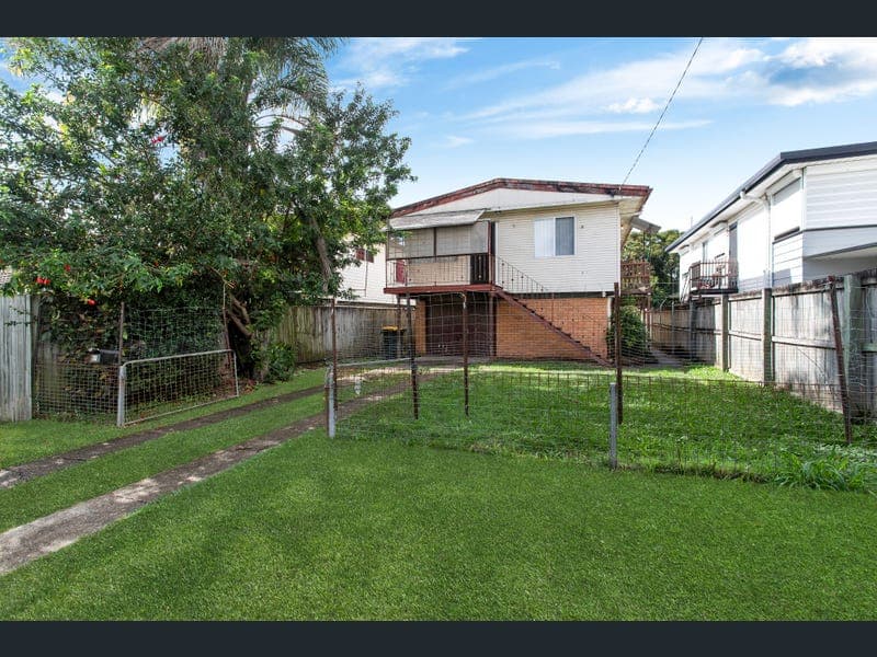 67 Moon Street, Caboolture South — photo 1 of 5