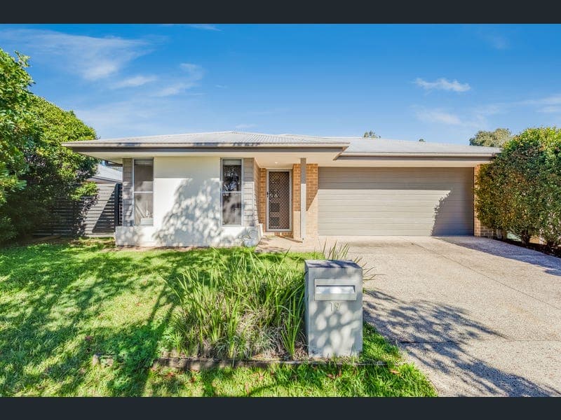 19 Emerald Street, Burpengary East — photo 1 of 5