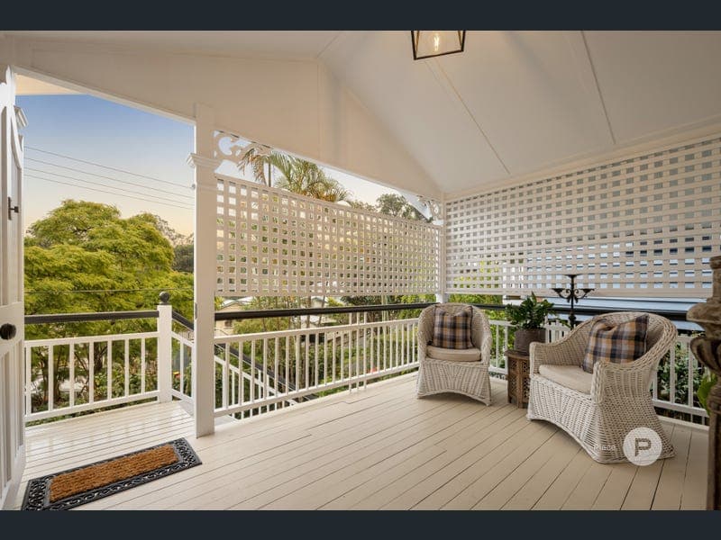 11 Eton Street, Toowong — photo 1 of 5