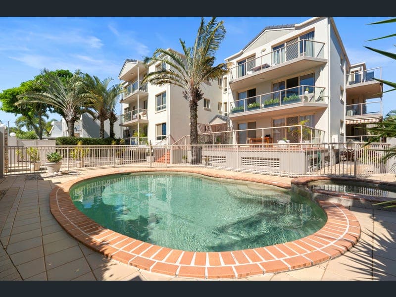 1/32-36 Ocean Street, Mermaid Beach — photo 1 of 5