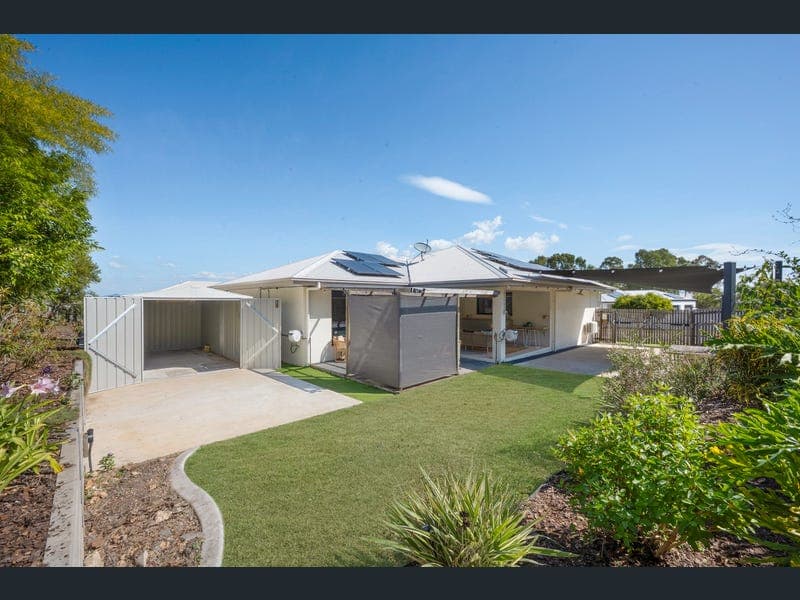 11 Chester Street, Mount Louisa — photo 1 of 5