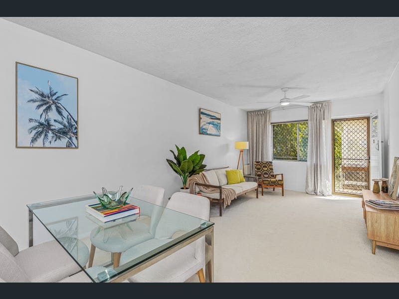 2/191 Gladstone Road, Highgate Hill — photo 1 of 5
