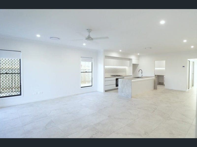 72 New Road, Narangba — photo 1 of 4