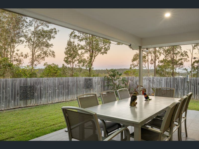 60 Meadows Circuit, Bellbird Park — photo 1 of 5