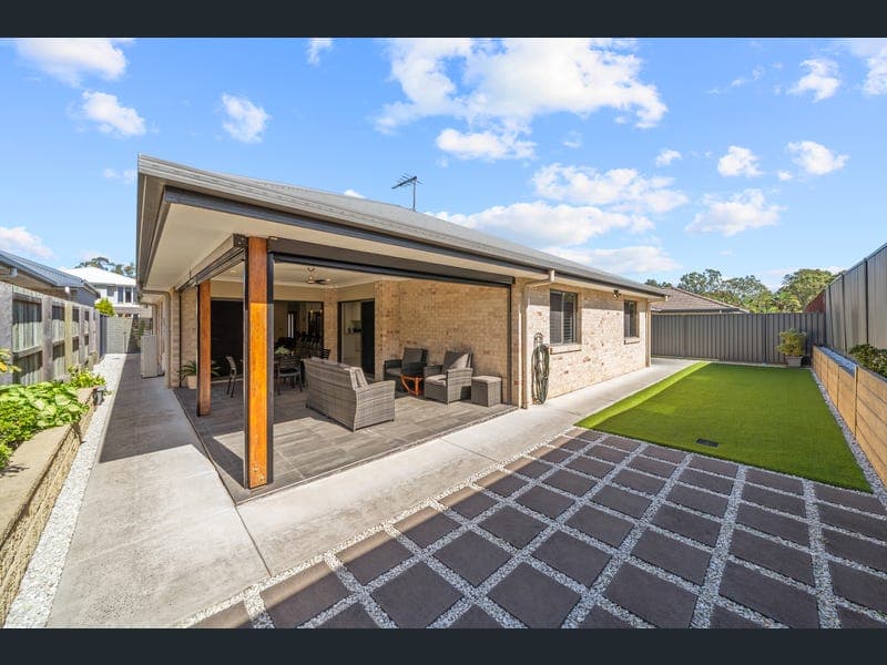 11 Riverside Circuit, Joyner — photo 1 of 5