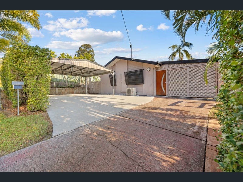 14 Woodlands Avenue, Petrie — photo 1 of 5