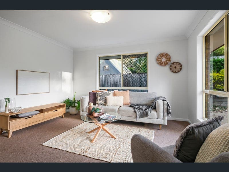 38 Fiona Street, Bellbird Park — photo 1 of 5