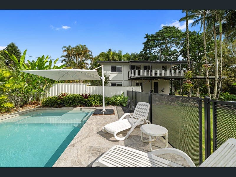 30 Mullers Road, West Woombye — photo 1 of 5