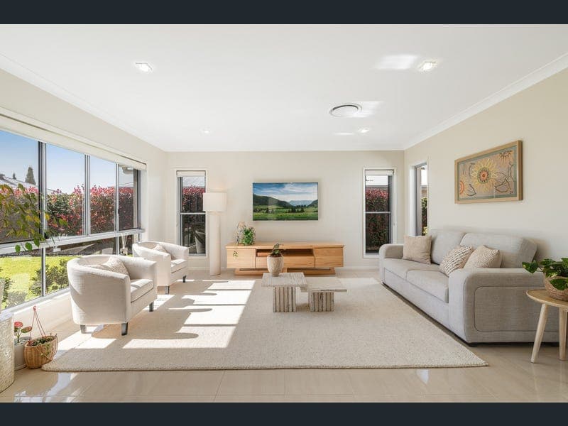 13 Stedman Street, Middle Ridge — photo 1 of 5