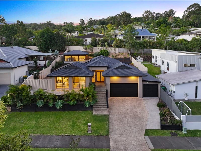 48 Tolga Road, Bonogin — photo 1 of 5