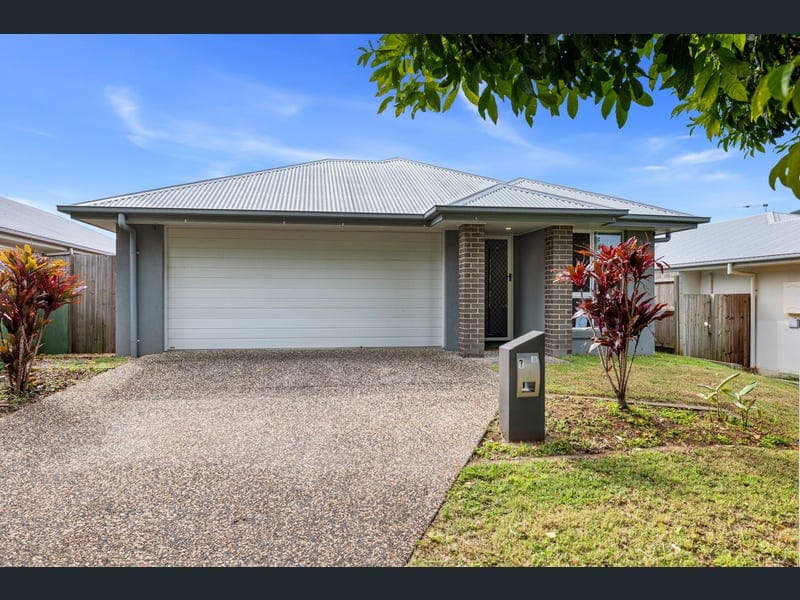 7 Colville Street, Redland Bay — photo 1 of 5
