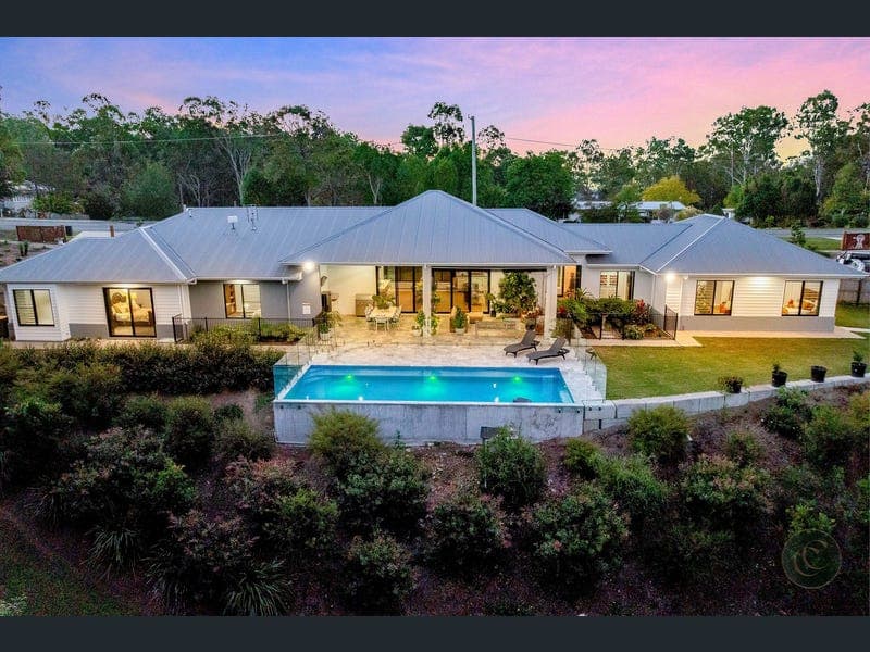 138 Mcintosh Creek Road, Jones Hill — photo 1 of 5