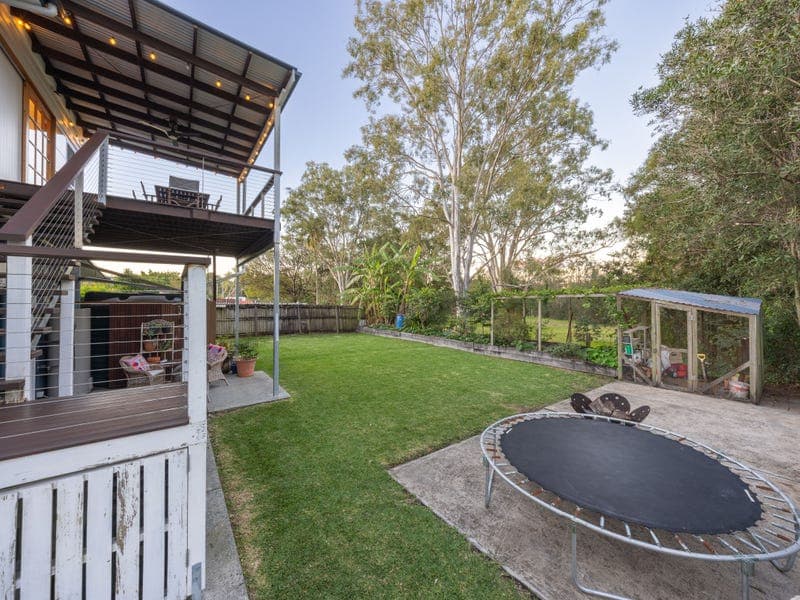 14 Wilpowell Street, Oxley — photo 1 of 5