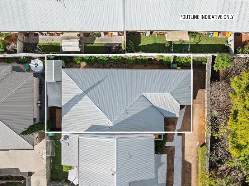 8/46 Gordon Avenue, Newtown — photo 1 of 5