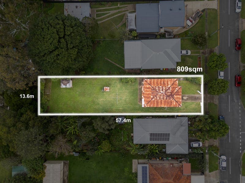 11 Pascoe Street, Mitchelton — photo 1 of 5