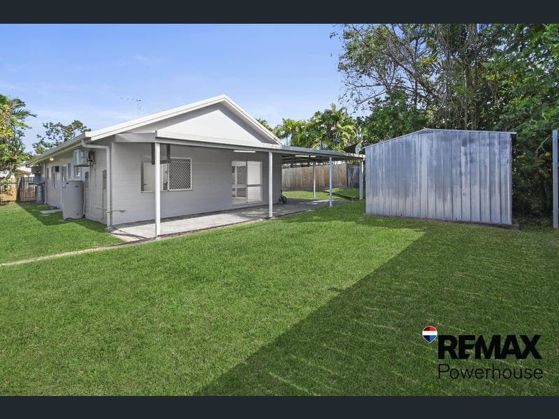 16 RAFFERTY STREET, White Rock — photo 1 of 5
