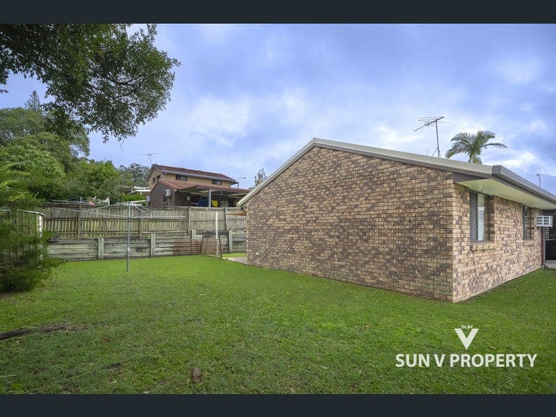 240 Nemies Road, Runcorn — photo 1 of 5