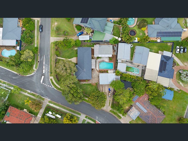 1 Warnambul Road, Shailer Park — photo 1 of 5