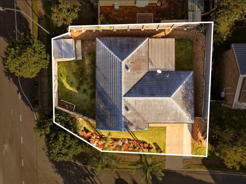 54 Studio Drive, Oxenford — photo 1 of 5