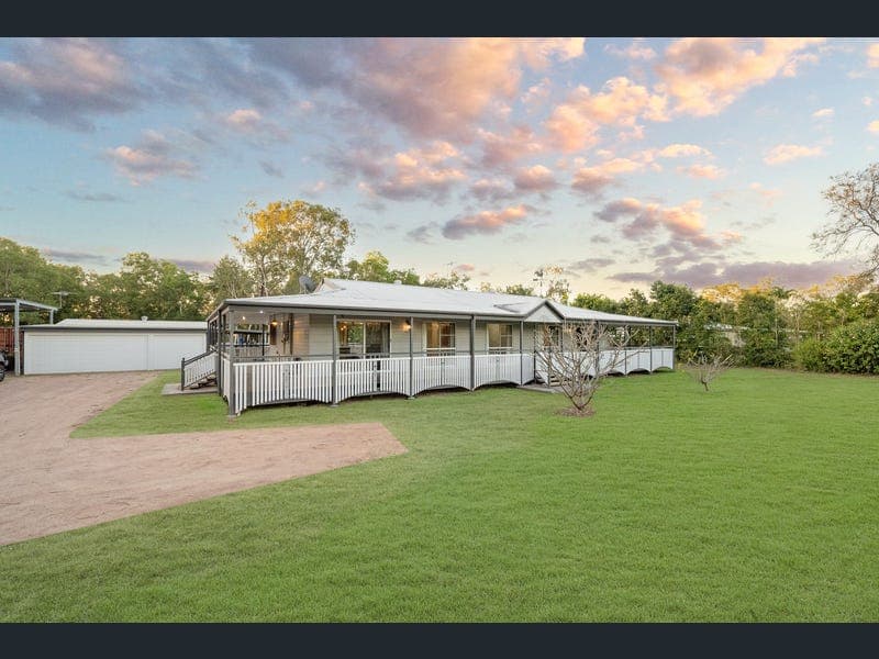 115 Gibraltar Road, Rangewood — photo 1 of 5