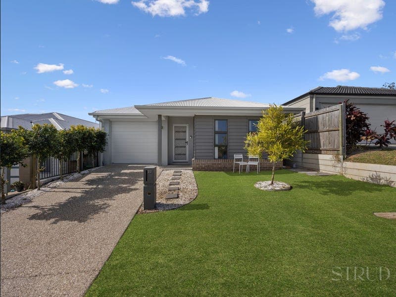 22 Obsidian Street, Collingwood Park — photo 1 of 5