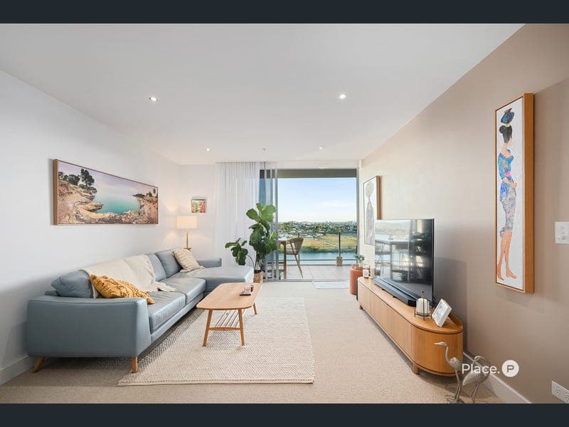 4163/37c Harbour Road, Hamilton — photo 1 of 5