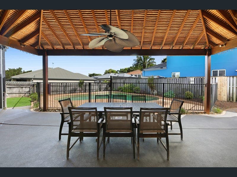 20 Tropicana Circuit, Burleigh Waters — photo 1 of 5