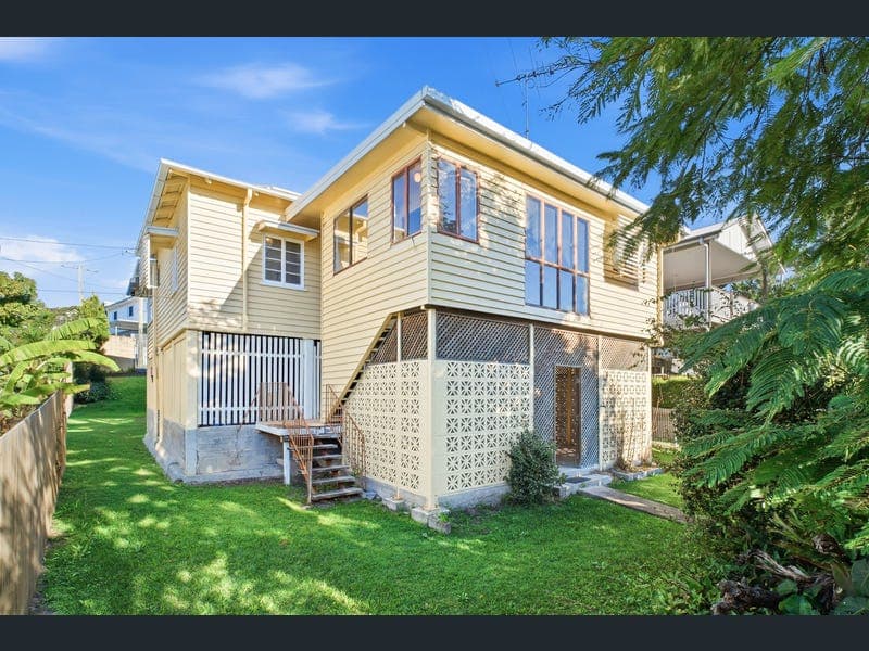 80 Raff Avenue, Holland Park — photo 1 of 5