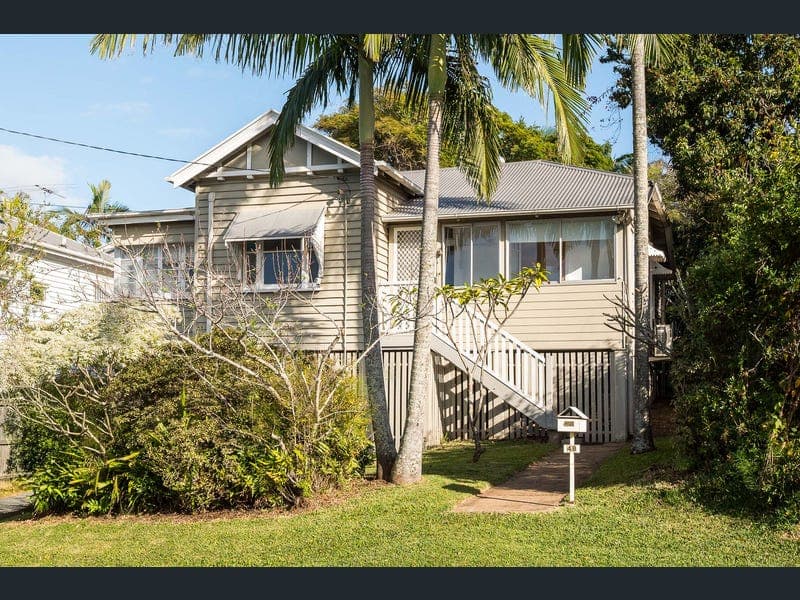 48 Dover Street, Hawthorne — photo 1 of 5